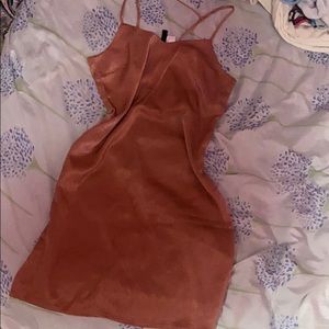 H&M Silk bodycon dress 👚w/ free item